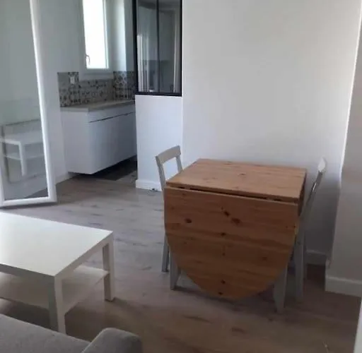 Neuf Avec Piscine Et Bord De Lägenhet *